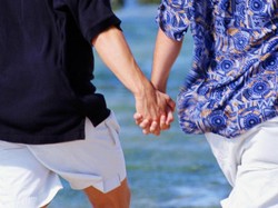 Prostitusi Pria Sesama Jenis di Taman Daan Mogot Merebak, Warga Resah