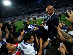 Zidane Ikuti Jejak Valdano, Del Bosque, dan Schuster