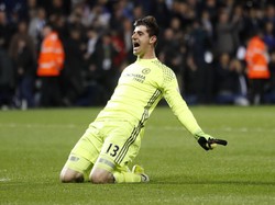 Courtois Minta Kontrak Baru dari Chelsea
