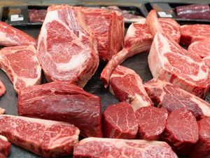 Kalau Tidak Langsung Dimasak, Sebaiknya Simpan Daging Kurban dengan Cara Ini Kalau Tidak Langsung Dimasak, Sebaiknya Simpan Daging Kurban dengan Cara Ini