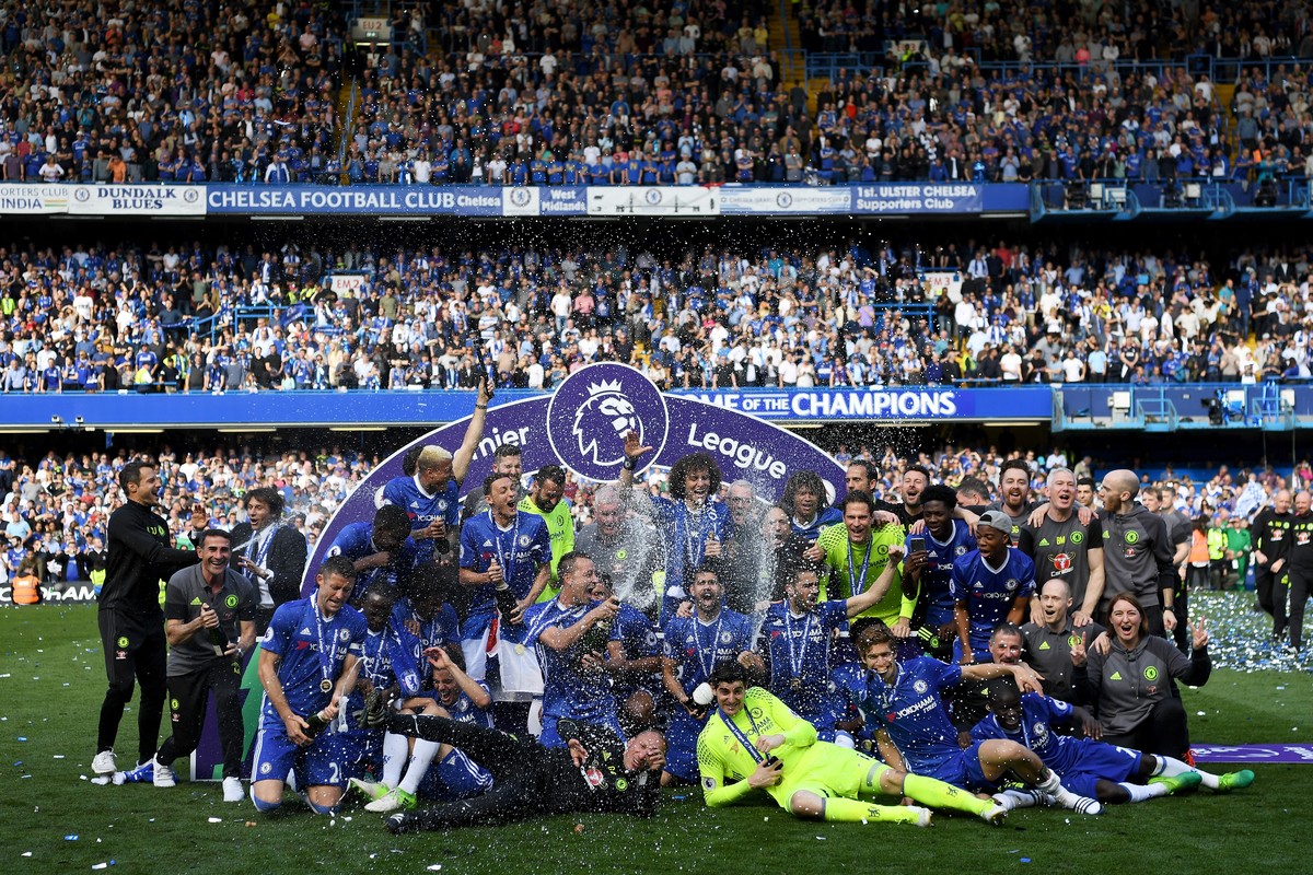 Chelsea Juara Premier League 1617 (Foto: Shaun Botterill/Getty Images)