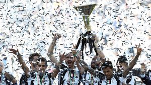 Juve Juara Serie A 2016/2017