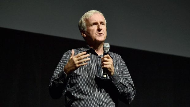 LAS VEGAS, NV - APRIL 14:  Writer/director James Cameron of 'Avatar 2' speaks onstage during CinemaCon 2016 as 20th Century Fox Invites You to a Special Presentation Highlighting Its Future Release Schedule at The Colosseum at Caesars Palace during CinemaCon, the official convention of the National Association of Theatre Owners, on April 14, 2016 in Las Vegas, Nevada.  (Photo by Alberto E. Rodriguez/Getty Images for CinemaCon)