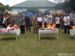 Obat dan Makanan Ilegal Senilai Rp 3,8 M Dimusnahkan di Medan