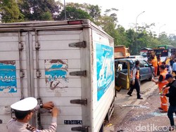 1 Orang Terluka Akibat Tabrakan Beruntun di Tol Purbaleunyi