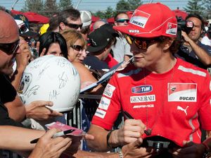 Nicky Hayden dan Kerumunan Besar di Indianapolis