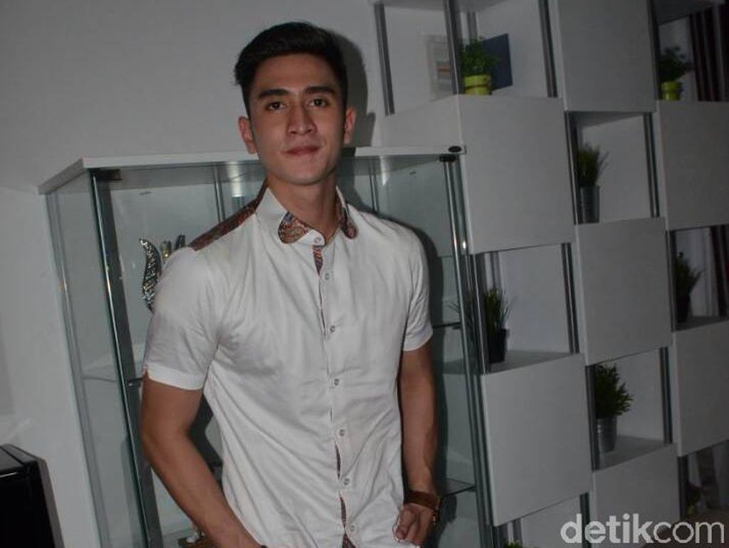 Ada Video Ciuman Verrell Bramasta dengan Nadine Waworuntu, Apa Kata Ayahanda? Ada Video Ciuman Verrell Bramasta dengan Nadine Waworuntu, Apa Kata Ayahanda?