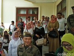 Nasib Pegawai Honorer, Gaji Kecil hingga Sabar Menanti Jadi PNS