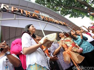 Belajar Sambil Bermain di RPTRA Kemuning