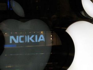 Apple Berdamai dengan Nokia Soal Sengketa Paten Apple Berdamai dengan Nokia Soal Sengketa Paten