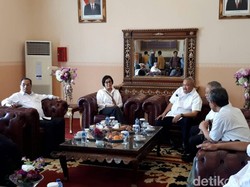 Gaya Sri Mulyani, Budi Karya dan Basuki Blusukan di Palembang