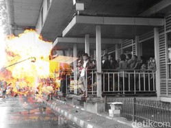 Ledakan di Kampung Melayu, Rute TransJakarta Dialihkan