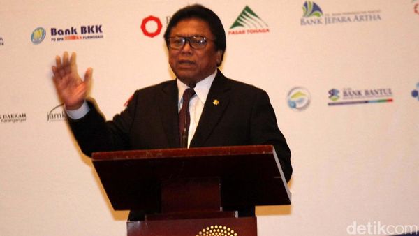 OSO Hadiri Penghargaan Top BUMD