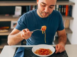 Makan Pelan-pelan, Cara Murah dan Mudah Cegah Obesitas Makan Pelan-pelan, Cara Murah dan Mudah Cegah Obesitas