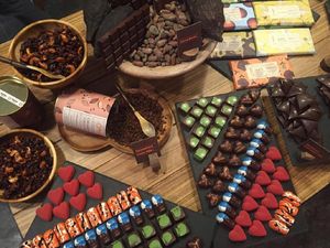 Pencinta Cokelat, Yuk, Ikutan Chocolate Love Affair !