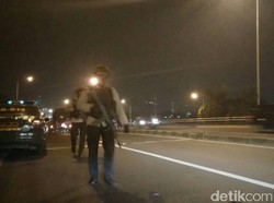 Brimob Bersenpi Laras Panjang Sterilisasi Flyover Terminal Kp Melayu