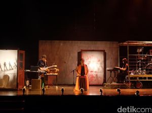 Teater Garasi Buka Pertunjukan Menara Ingatan Malam Ini Teater Garasi Buka Pertunjukan Menara Ingatan Malam Ini