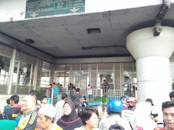 Pasca Bom, Halte TransJ Kampung Melayu Belum Beroperasi