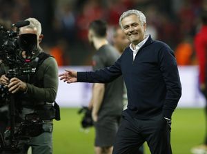Mourinho: Akhir Bahagia dari Musim yang Sangat Sulit Mourinho: Akhir Bahagia dari Musim yang Sangat Sulit
