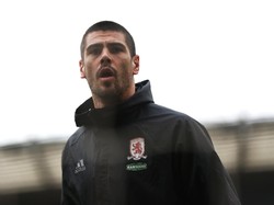 Middlesbrough Degradasi, Valdes Hengkang