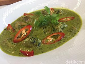 Resep Ayam: Ayam Kari Hijau