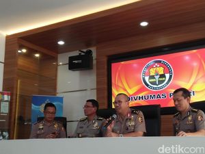 Barang Bukti Bom Kampung Melayu: Struk Panci sampai Potongan Tubuh