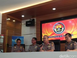 Barang Bukti Bom Kampung Melayu: Struk Panci sampai Potongan Tubuh