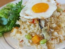 Menu Hari Ke-3: Jamur Segar Enak Dibuat Tumisan dan Paduan Nasi