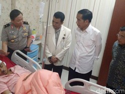 Jokowi dan JK Jenguk Korban Bom Kampung Melayu di RS Polri