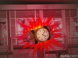 Detik-detik Pasutri Bawa Bom Panci Terobos Mapolres Indramayu