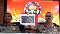 Polri Beri Keterangan Terkait Ledakan Bom Kampung Melayu