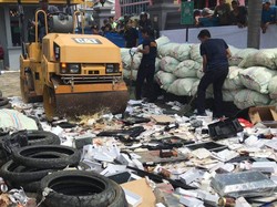 Miras Hingga Ponsel Ilegal Senilai Rp 5,6 M Dimusnahkan