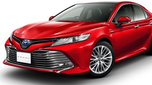 Toyota Camry Terbaru Nih..