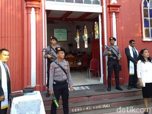 Penjagaan Gereja di Jatim Diperketat Usai Bom Bunuh Diri di Katedral Makassar