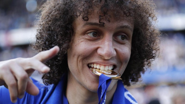 Mimpi David Luiz Angkat Trofi Liga Champions Lagi Bareng Chelsea Mimpi David Luiz Angkat Trofi Liga Champions Lagi Bareng Chelsea