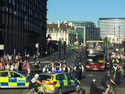 Ada Kendaraan Mencurigakan, Polisi Tutup Akses Jembatan Westminster