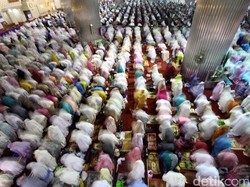 Seorang Ustaz Meninggal Dunia Usai Pimpin Salat Witir di Banyuwangi