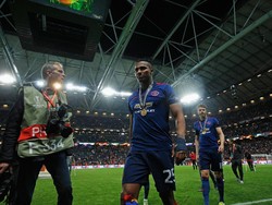 MU Perpanjang Kontrak Valencia