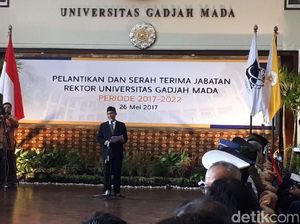 Pratikno Lantik Prof Panut Mulyono sebagai Rektor UGM Pratikno Lantik Prof Panut Mulyono sebagai Rektor UGM