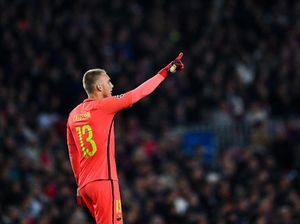 Cillessen Akan Pertimbangkan Pergi di Musim Dingin, Kalau... Cillessen Akan Pertimbangkan Pergi di Musim Dingin, Kalau...