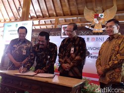 Solo Jadi Kota Pertama yang Bisa Bayar PBB Lewat Ponsel