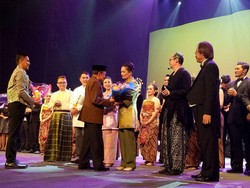 Kisah Cinta Habibie dan Ainun Diadaptasi ke Panggung Opera