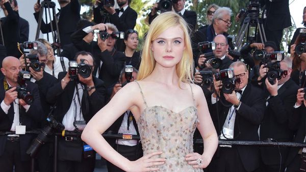 Foto: 15 Pesona Kecantikan Elle Fanning Yang Mencuri Perhatian