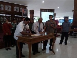 Sempat Bentrok, Suporter PSS dan PPSM Sepakat Berdamai