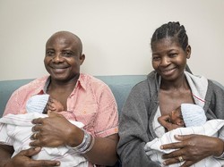 17 Tahun Menanti Akhirnya Pasangan Ini Dikaruniai Bayi Kembar 6