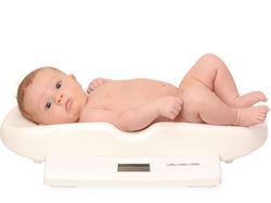 Berat Badan Bayi Kurang, Apa Sebabnya?