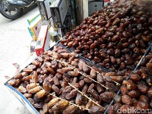 Dijual di Tanah Abang, Kurma Tunisia dan Mesir Dicari Pembeli