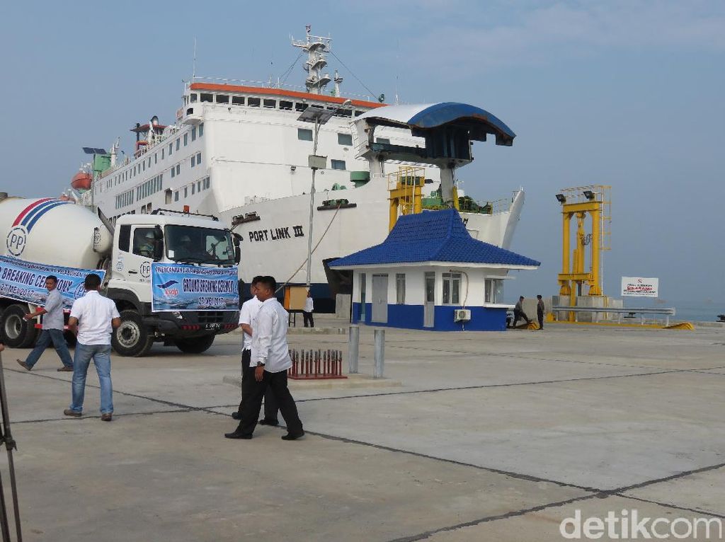 Pelindo II Kaji Rencana Kerja Sama Bangun Pelabuhan Warnasari Pelindo II Kaji Rencana Kerja Sama Bangun Pelabuhan Warnasari