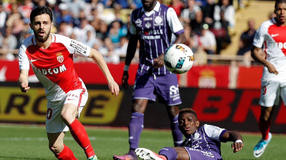 Pemain Baru Manchester City Bernardo Silva (Foto: REUTERS/Eric Gaillard)