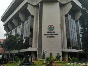 Diperiksa KPK, Sekjen Kemendes Bantah Ada Saweran Suap WTP Diperiksa KPK, Sekjen Kemendes Bantah Ada Saweran Suap WTP